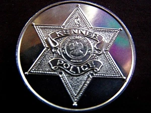 1973 KENNER POLICE Plain Aluminum 10g Mardi Gras Doubloon - Picture 1 of 2