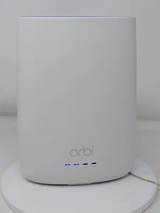 Netgear Orbi All-in-One CBR40 AC2200 Mesh WLAN Router / DOCSIS 3.0 Modem Router - Bild 1 von 8