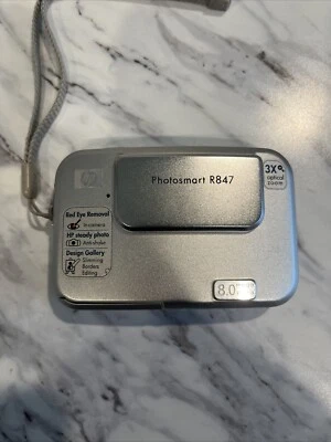 HP PhotoSmart R847 8.0 MP Digital Camera For Parts Not Tested - Image 1 of 4