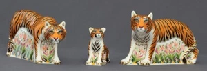 Royal Crown Derby 'Sumatran Tiger, Tigress & Cub' Box & Cert. 3 x Paperweights - Picture 1 of 10