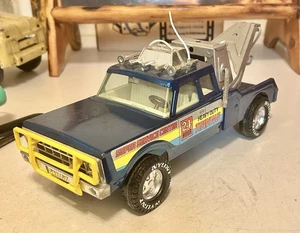 Vintage 1970s Nylint Heavy Duty 24HR Super Service Center Tow Truck - Picture 1 of 7