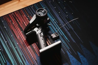 Abs. neuw. FlySky FS-G7P Fernsteuerung für RC Autos, Boote, Panzer usw. + Rec. - Bild 1 von 4