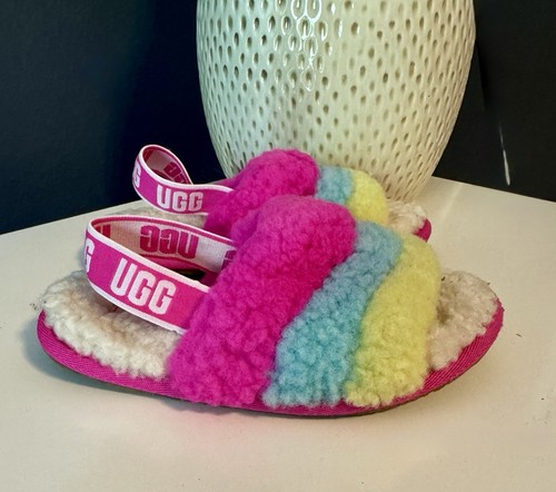 Sandali ciabatte UGG bambino bambina Fluff Yeah taglia 11. Nuovissimo.