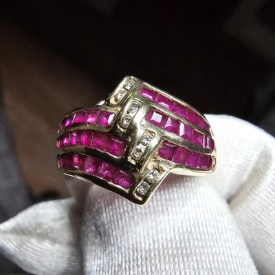 Womens 9ct 9K 375 Gold Ruby & Diamond Cocktail Cluster Ring – Size K 1/2 – 3.70g - Image 1 of 4