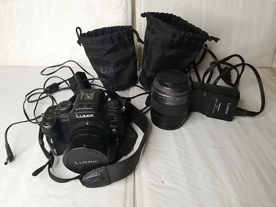 Panasonic LUMIX DMC-GH1 12.1MP Digital Camera Battery Charger Power Supply  - Image 1 of 4