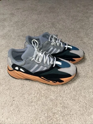 Adidas Yeezy Boost 700 Naranja Lavado - Talla 10.5 (GW0296) - Usado Foto 1 de 4