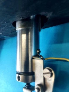 VERY RARE VINTAGE NOS MAIN BEARING COVER FOR BTD 12 S & TP 14 THORENS TONEARMS - Picture 1 of 2