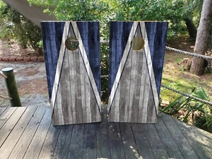 Envolturas para tablas Cornhole IMPERMEABLES Y A PRUEBA DE DECOLORACIÓN / Grano de madera azul marino y gris - Imagen 1 de 9