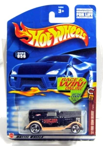 Hot Wheels Mattel 1932 Ford Berlina Consegna 2 di 4 Ruote Mattel 2001 #056 1:64 - Foto 1 di 8