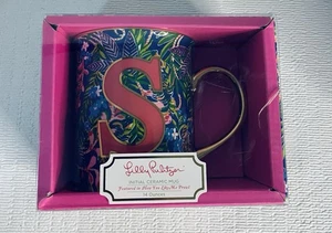 LILLY PULITZER 14oz Coffee Mug Monogram Pink Green Blue “S” TIGER TROPICAL NIB - Picture 1 of 4