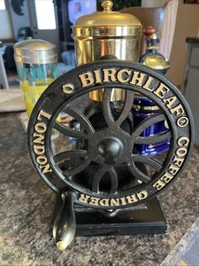 Macinacaffè vintage London Pottery foglia di betulla resistente in ghisa - Foto 1 di 9