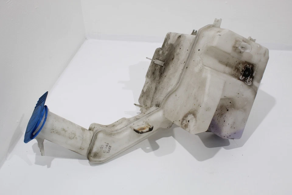 Reservatório de garrafa lavadora de para-brisa VW Passat 3C B7 3AA955453G - Imagem 1 de 4