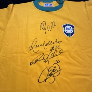 🔥Pele, Neymar, Ronaldinho, and Ronaldo Signed Brazil Jersey Fanatics COA Rare🔥 - Picture 1 of 7
