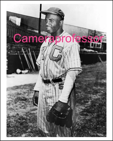 Jackie Robinson 8x10 B&W 1945 Photo, Negro League, Kansas City Monarchs Cover