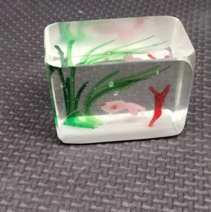 Peces acuario pisapapeles arte vidrio cubo rectangular vintage ENVÍO GRATUITO - Imagen 1 de 7