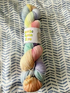 Attic Spin Dye - Pastel Rainbow - 75% Superwash Merino 25% Nylon 100g NEW - Picture 1 of 4