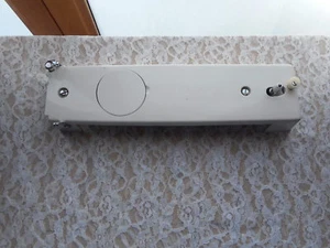 VINTAGE DRESSMAKER SEWING MACHINE TOP COVER - Picture 1 of 3