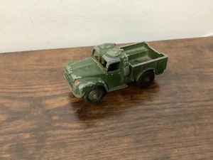 Camión de carga retro, juguete vintage Dinky Toys Army 4 toneladas (falta neumático) (CB26) - Imagen 1 de 3