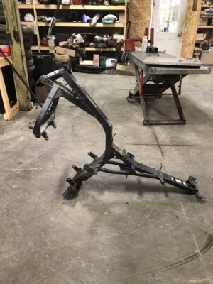 02 Honda CB900 CB 900 F Hornet Frame Chassis  - Image 1 of 4