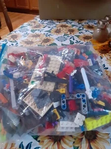 LEGO Bulk Lot of over 1000+ Pieces Misc! - Picture 1 of 5