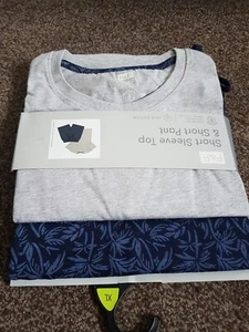 Nuevo Conjunto Pantalón Corto Manga Corta Estampado Palma Gris F&F XXL 100% Algodón Para Hombre - Imagen 1 de 4
