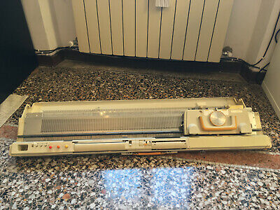 Silver Reed / Singer Punchcard Knitting Machine [Silver SK-360] From 1980s • 450€