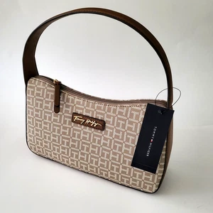Tommy Hilfiger Shoulder Bag Faux Leather TH Logo Light Brown Purse NWT - Picture 1 of 6