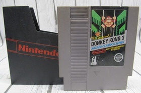 Donkey Kong 3 (Nintendo, 1986, NES) Game W/Nintendo Sleeve 5 Screw - Tested