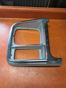 1978-1982 Chevrolet GMC G10 G20 G30 Van RH Passenger Headlight Headlamp Bezel - Picture 1 of 19