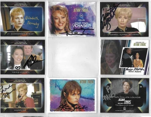 KONVOLUT 8 HANDSIGNIERTE FRAUEN VON STAR TREK SAMMELKARTEN - Bild 1 von 1