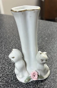 5" Vintage Herz Vase mit zwei Porzellan Katzen Figur gestempelt Made in China - Bild 1 von 10