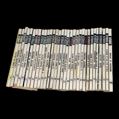 Fumetti Diabolik Ristampa 1979 costola bianca Stock 32 pezzi - Immagine 1 di 4