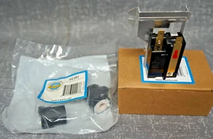 Gas Dryer Valve Coil and Flame Sensor for Whirlpool 279834, WP338906, 338906 NEW - Picture 1 of 4