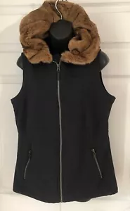 Marmot Black Gilet With Faux Fur Lined Hood Fleece Jacket Vest L - Picture 1 of 5