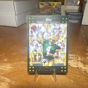 2007 Topps #19 Brett Favre Green Bay Packers - Picture 1 of 2