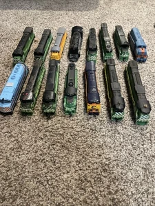 Konvolut 48 Spur Ho Wagen 15 sind Lokomotiven Zugwagen - Bild 1 von 12