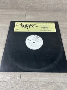 2PAC / TUPAC - ONE DAY AT A TIME (EMINEM'S VERSION) 2003!! RARE!!! OUTLAWZ!!! - Picture 1 of 6