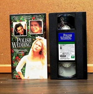Polish Wedding (VHS 98) Lena Olin, Gabriel Byrne, Claire Danes, Theresa Connelly - Picture 1 of 5