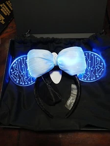 NEW Disney Parks Light-up Designer Karlie Kloss Ears Headband Limited Release - Picture 1 of 8