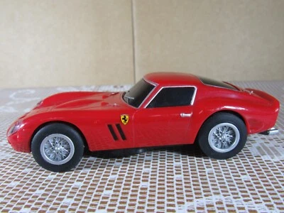 A204 Shell V-Power Ferrari 250 GTO Rot Kunststoff Retro Reibung Getestet OK 1:38 - Bild 1 von 4