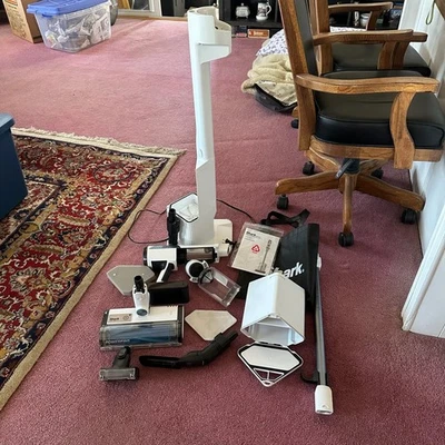 Aspiradora autovaciable inalámbrica Shark Detect Pro con extra/manual serie IW4000 Foto 1 de 4