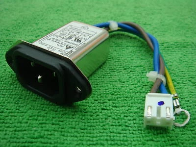 Delta 6 Amp 6A 250V AC mains Power IEC Mount Inlet EMI Noise Filter  06GEEW3E - Image 1 of 3