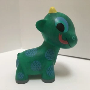 Kidrobot Ferals Vinilo Jirafagón Amanda Visell Dragón Verde - Imagen 1 de 7