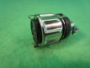  NEW Amphenol 5 Pin Female 126-223 Connector  - Picture 1 of 2