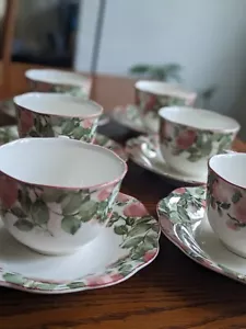 6 Sets of Nikko "Precious" Tea Cups and Saucers Pink and Green Scalloped Edges - Picture 1 of 8