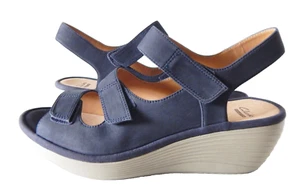 Clarks Collection Soft Cushion Reedly Juno Wedge Heel Strappy Sandals Size 10W - Picture 1 of 11