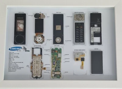 Arte de desmontaje Samsung X830, con marco, arte de pared desmontado (hecho a mano) único Foto 1 de 4