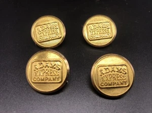 Vier Adam Express Company Waterbury Uniform Knöpfe & Clips, neuer alter Bestand - Bild 1 von 2