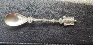 VINTAGE DEMET SILVER DUTCH SOUVENIR SPOON MILKMAID - Picture 1 of 2