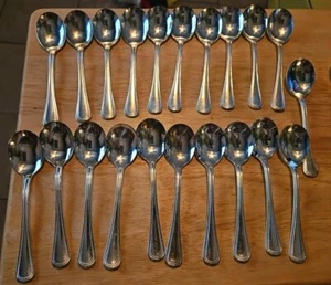 Large 21 Pc Set! Rare Oneida Community Plate Patrician Round Gumbo Soup Spoons - Bild 1 von 8